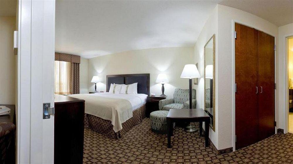 Holiday Inn Quincy By Ihg Buitenkant foto
