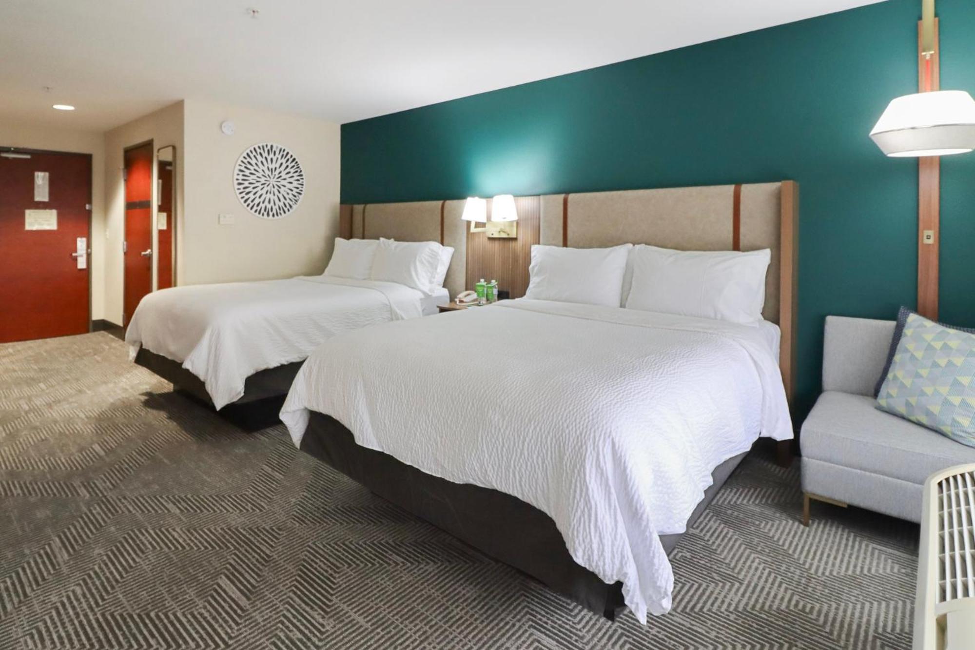 Holiday Inn Quincy By Ihg Buitenkant foto
