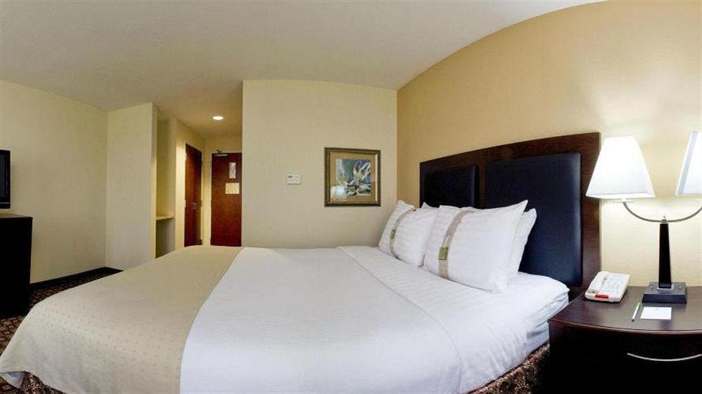 Holiday Inn Quincy By Ihg Buitenkant foto