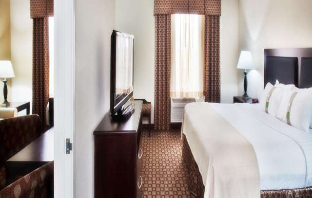 Holiday Inn Quincy By Ihg Buitenkant foto